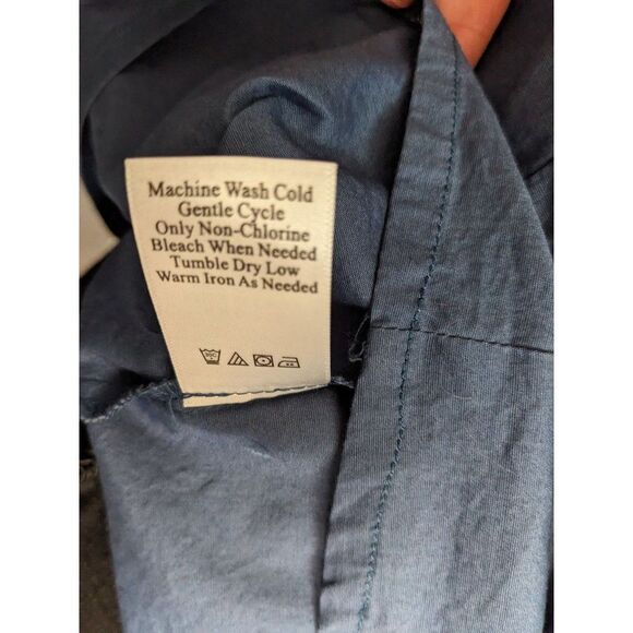 *3 For $12* Coldwater Creek Women's Button‎ Down with Southwest Trim - M - Picture 11 of 11